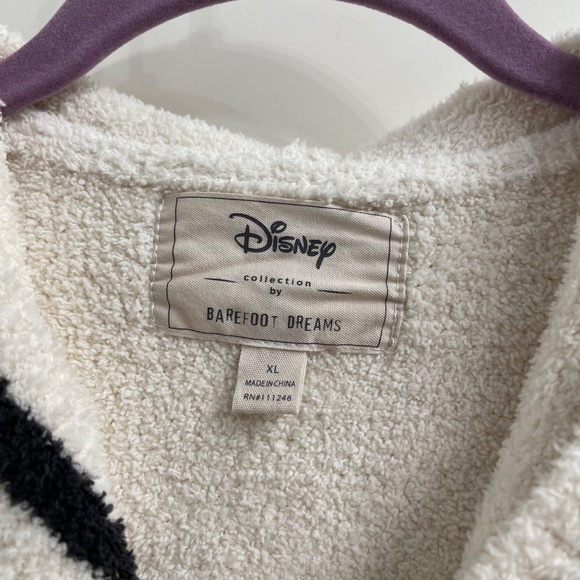 BAREFOOT DREAMS DISNEY COLLECTION HOODED SWEATSHIRT - Picture 4 of 9
